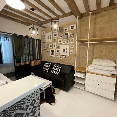 Apartment Aix, Neuf Equipe *