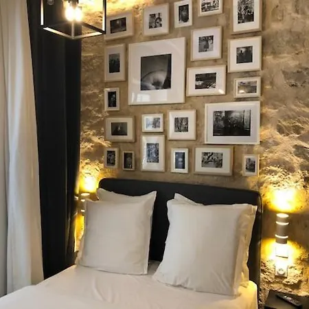 Aix, Neuf Equipe Apartment Paris